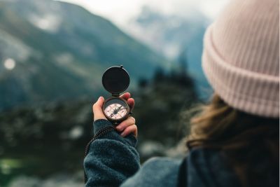 berufsorientierung-kachel Eine fundierete Berufsorientierung bildet bei uns den Start für den Studienweg